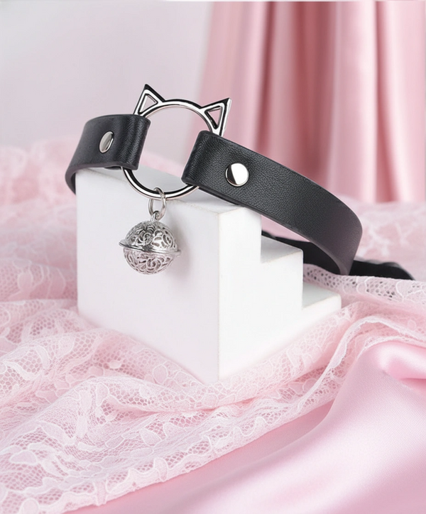 Dark Kitty Collar Set